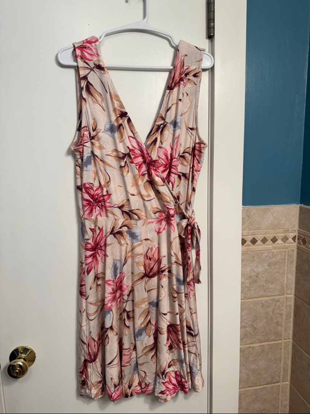 Sleeveless Lascana Floral Wrap Midi Dress in Blush Pink NWT